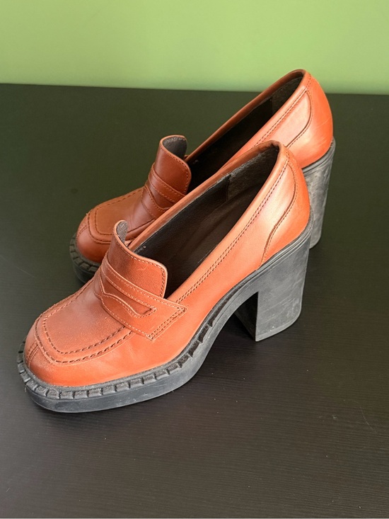 L'INTERVALLE Shoes - L’Intervalle Women's Chunky Heel Loafer - Tan Leather size 37